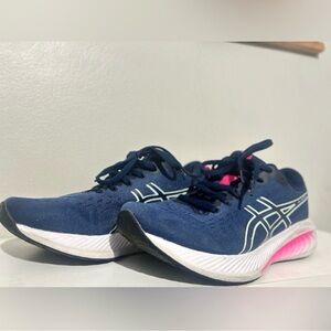 Women's Gel Excite 10 Running Shoes Size 7.5